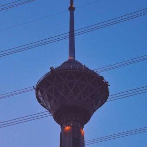 دانلود آهنگ آهای اهل دنیا وطن بغض داره